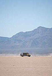 卡车穿越沙漠